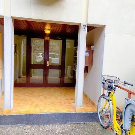 2 Chambres, Balcon, Parking Gratuit - Wifi