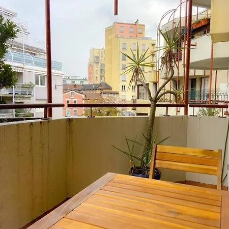 2 Chambres, Balcon, Parking Gratuit - Wifi *